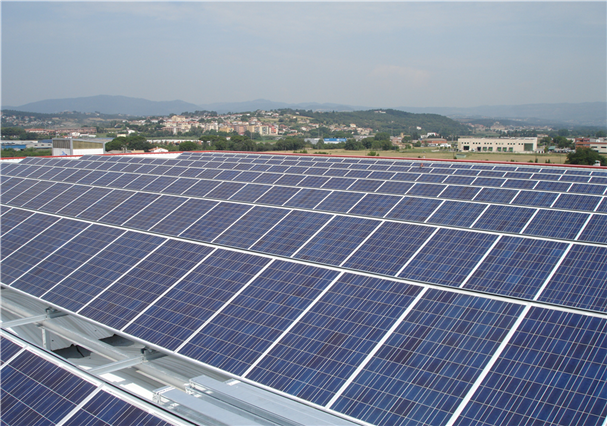 Crystalline-solar-panel-200-kW-Parets-del-Valles-Spain