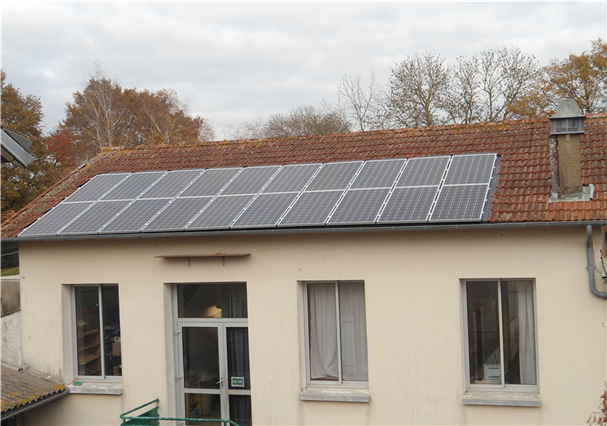 Crystalline-solar-panel-La-Vendée-France