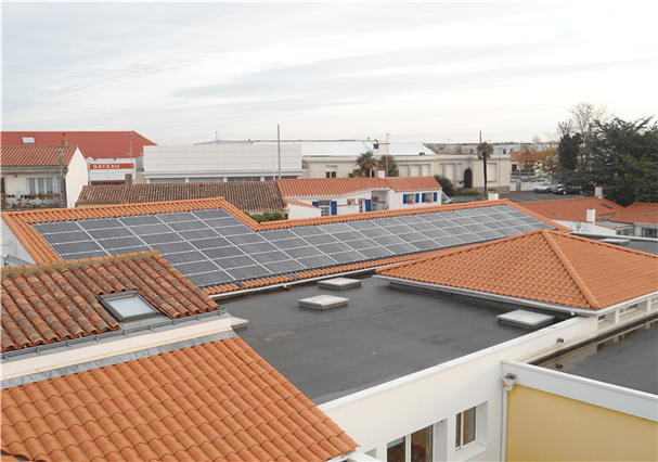 Crystalline-solar-panel-La-Vendée-France