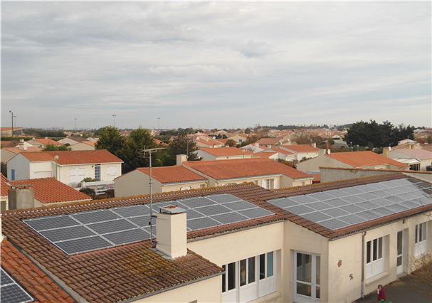 Crystalline-solar-panel-La-Vendée-France