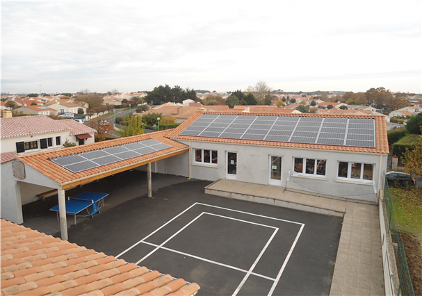 Crystalline-solar-panel-La-Vendée-France