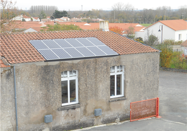 Crystalline-solar-panel-La-Vendée-France