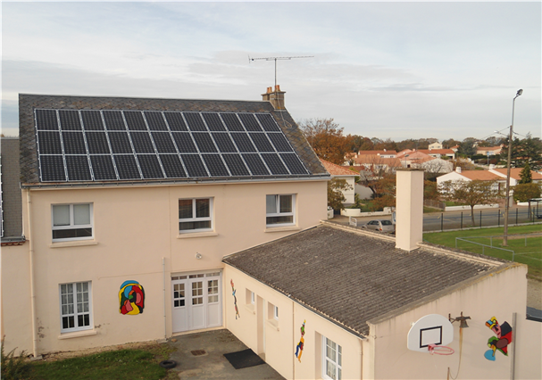 Crystalline-solar-panel-La-Vendée-France