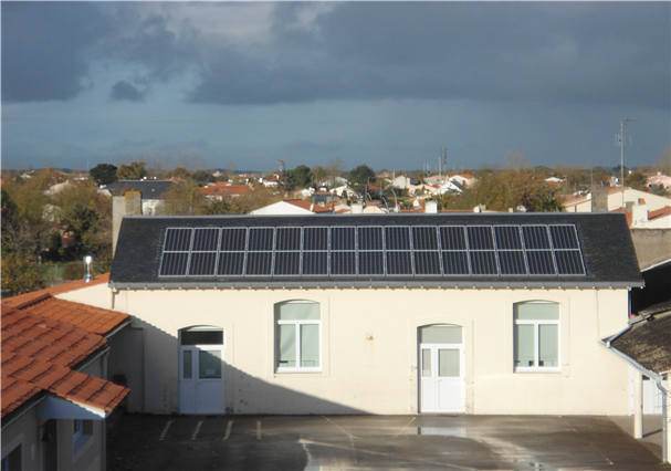 Crystalline-solar-panel-La-Vendée-France